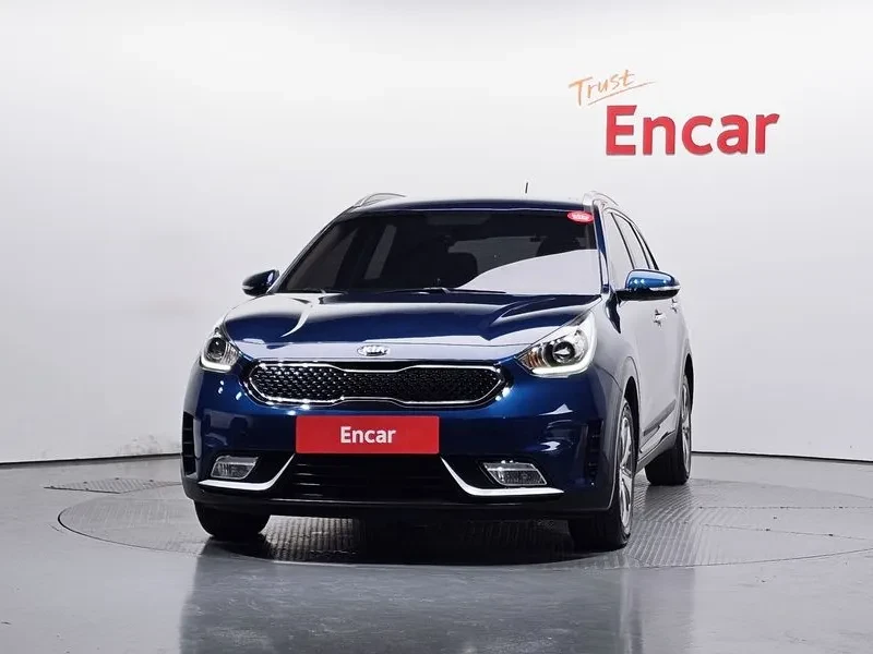 Kia Niro  Luxury, снимка 3 - Автомобили и джипове - 56321932