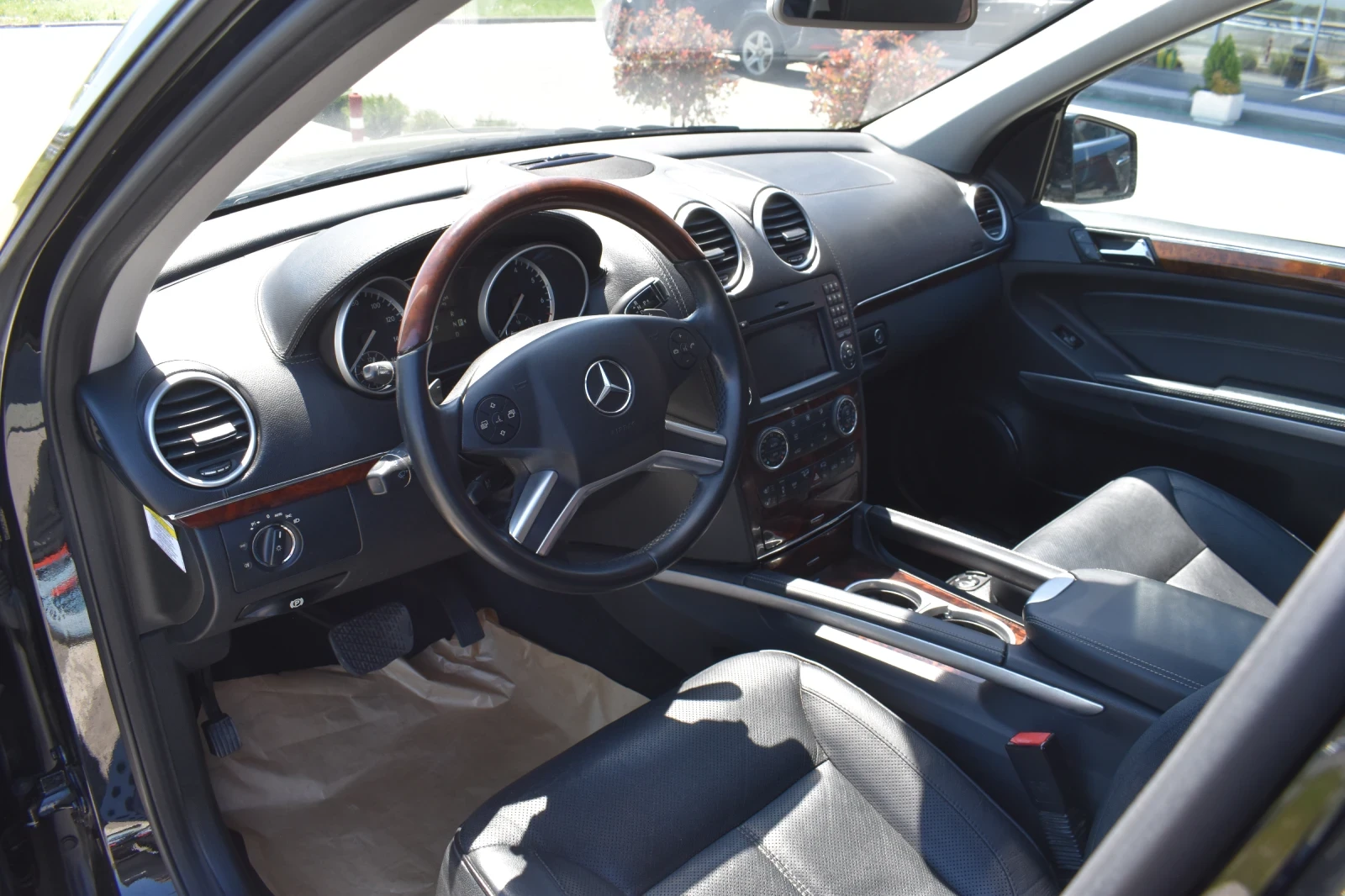Mercedes-Benz GL 500  - изображение 8