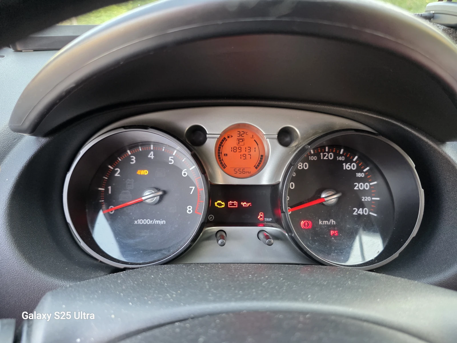 Nissan Qashqai 2.0i - изображение 10