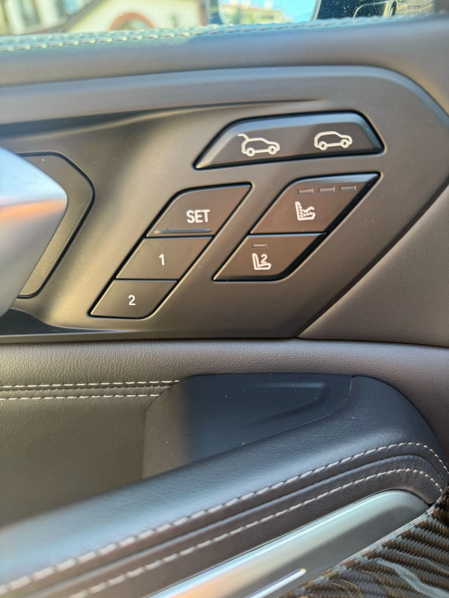 BMW X6 M 50i - изображение 5