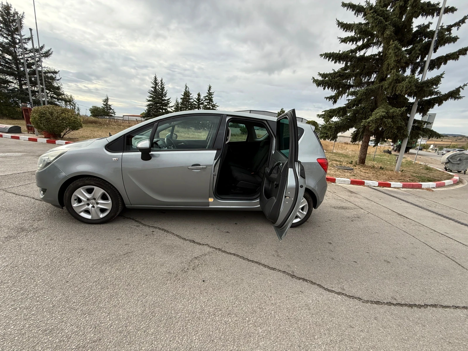 Opel Meriva 1.4TURBO GAZ EURO 6B - изображение 8