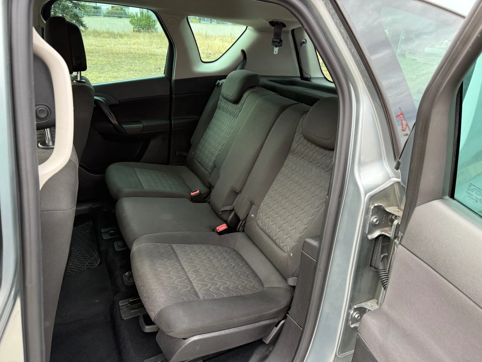 Opel Meriva 1.4TURBO GAZ EURO 6B - изображение 9