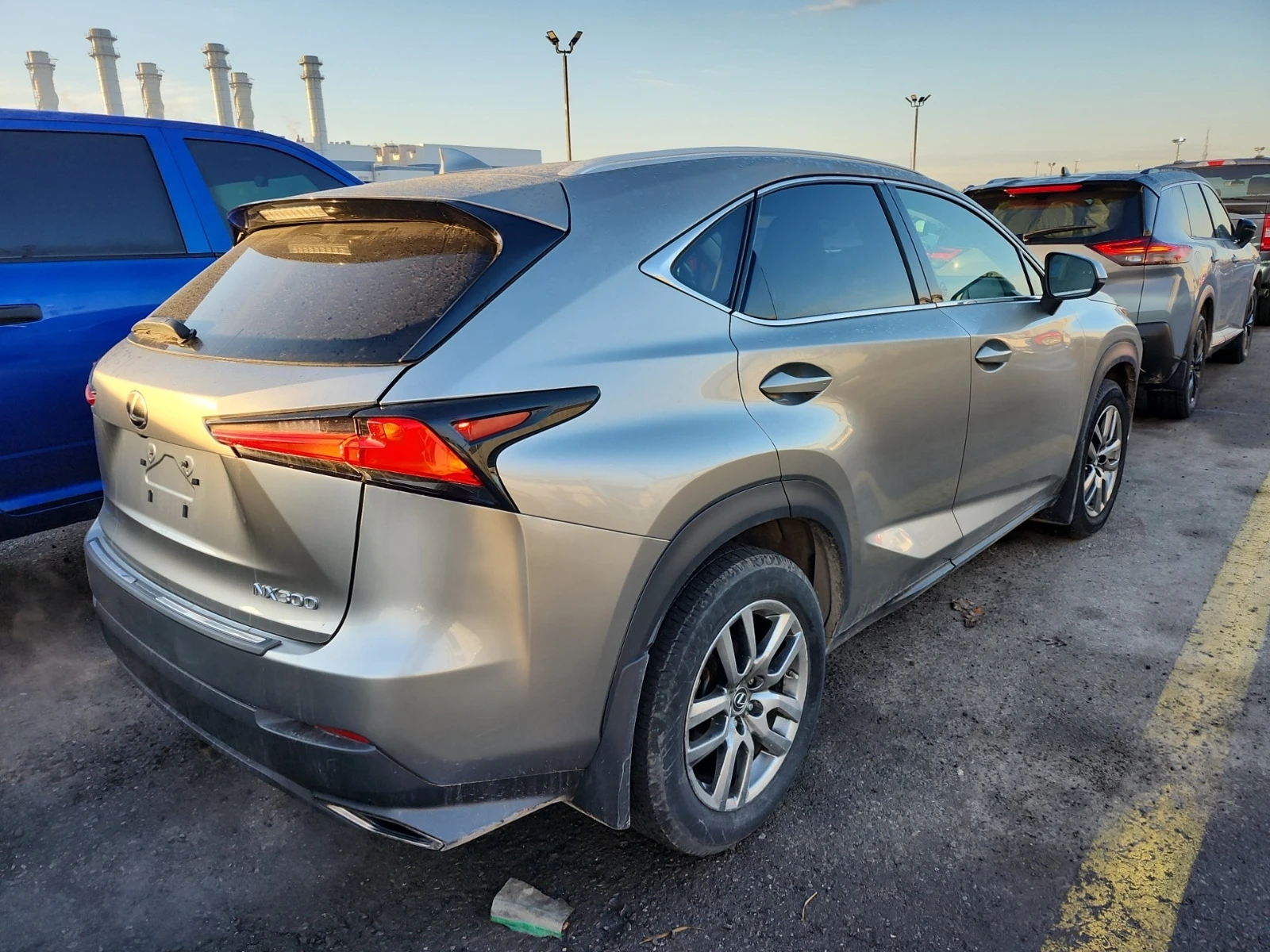 Lexus NX 300 * * CARFAX * * ���� ������ * *  | Mobile.bg � ����������� 3