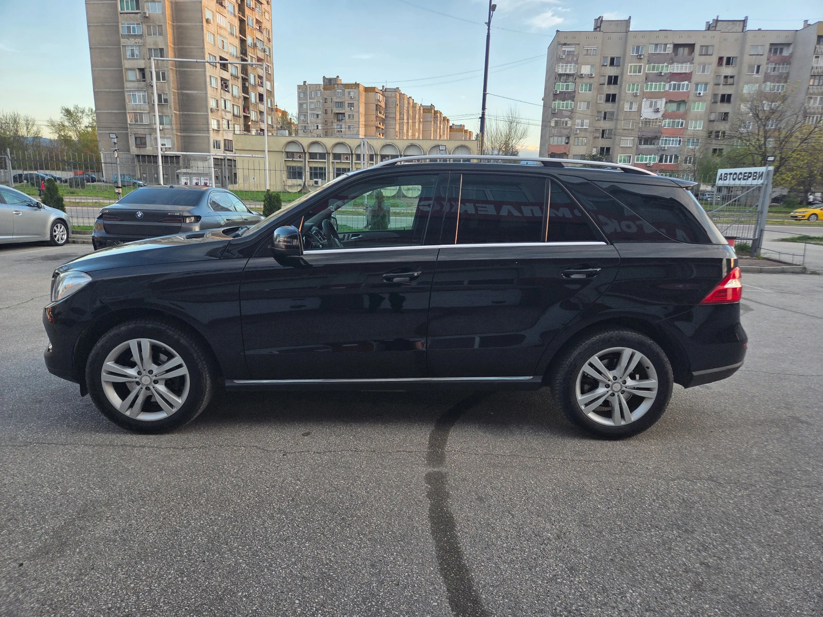 Mercedes-Benz ML 350 CDI/4Matic/BlueTEC/NAVI/Камера, снимка 2 - Автомобили и джипове - 54114410