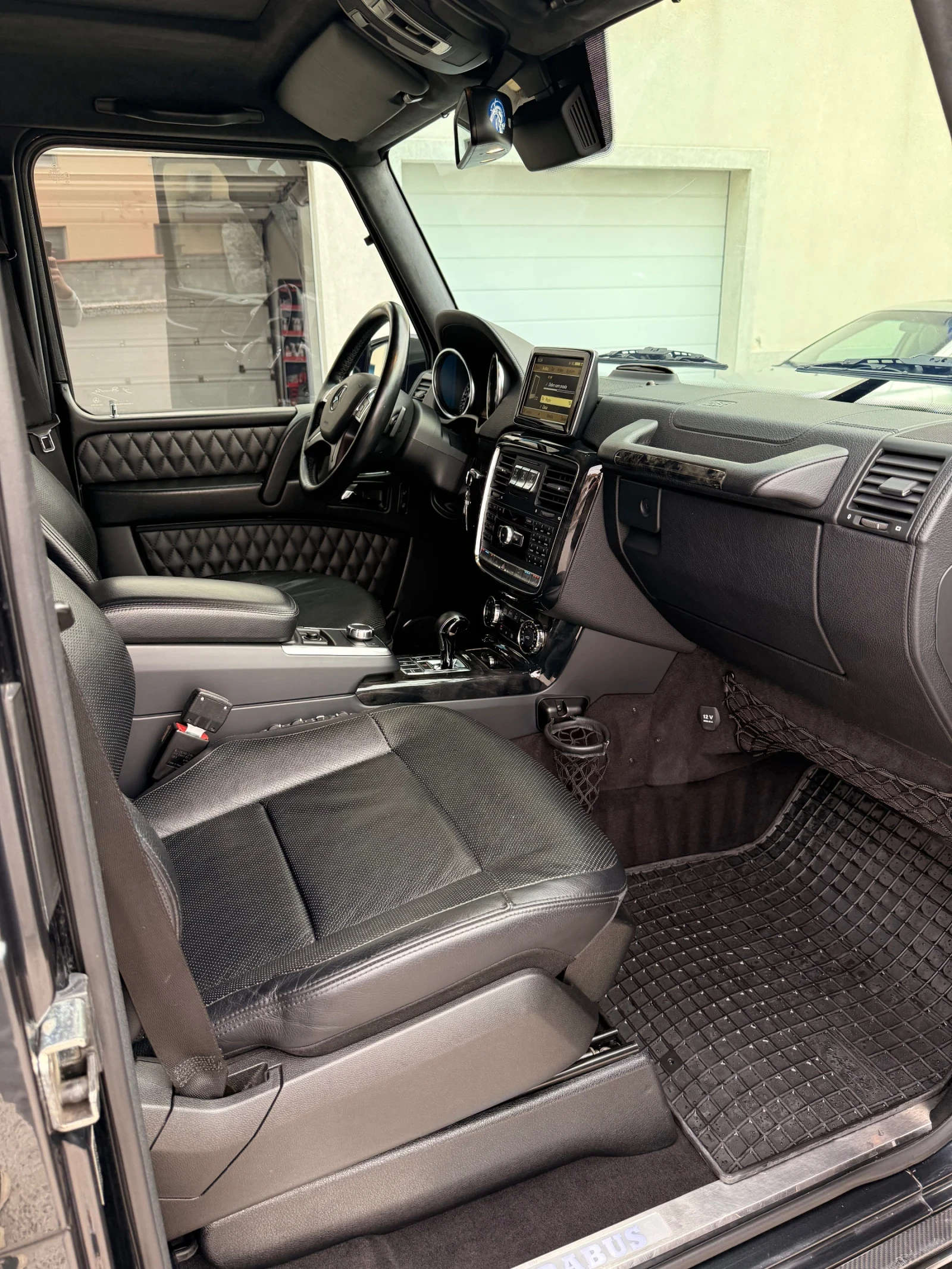 Mercedes-Benz G 350 BRABUS, снимка 10 - Автомобили и джипове - 54149396