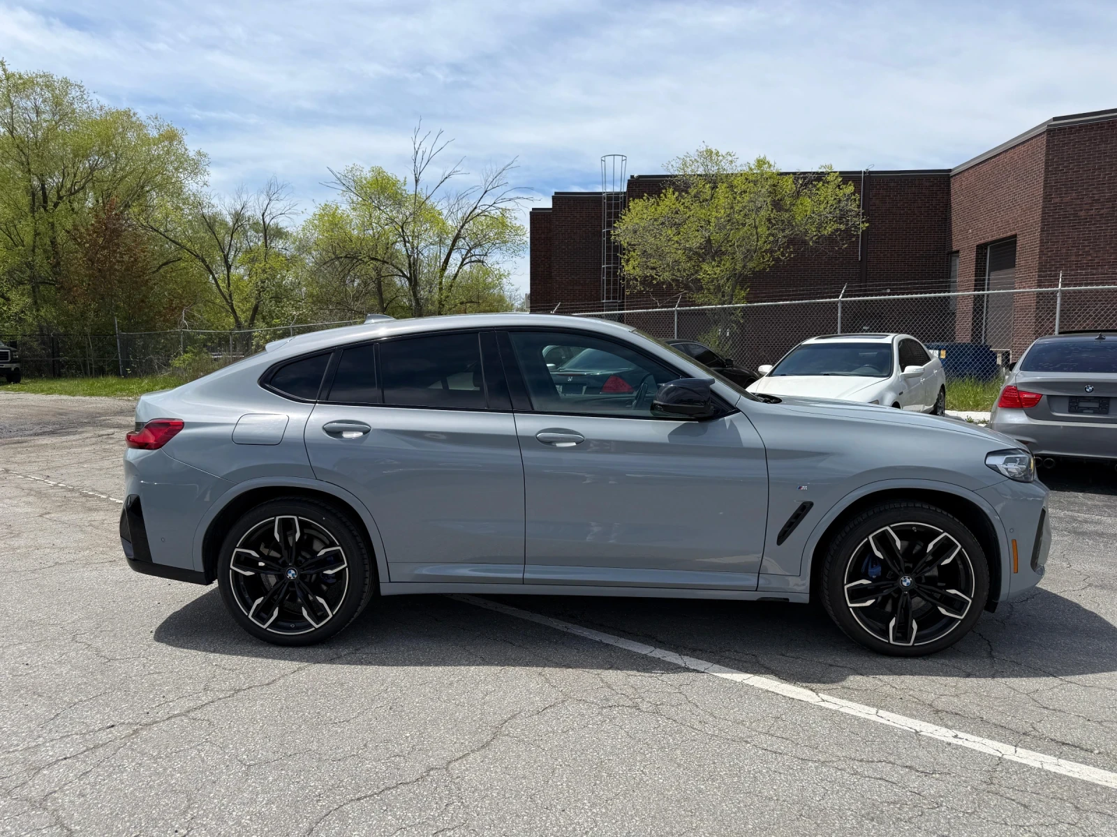 BMW X4 M40i * ПОДГРЕВ * ПАНОРАМА * HARMAN KARDON, снимка 3 - Автомобили и джипове - 54577283
