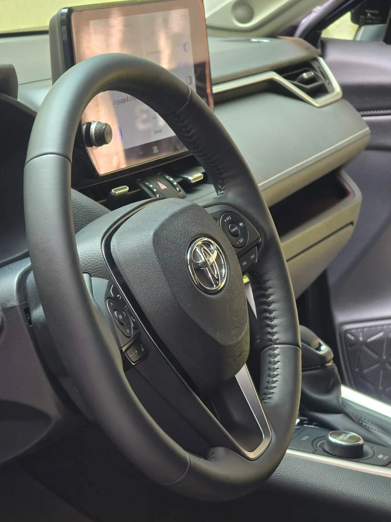 Toyota Rav4 Limited hybrid 2.5, снимка 7 - Автомобили и джипове - 54964041