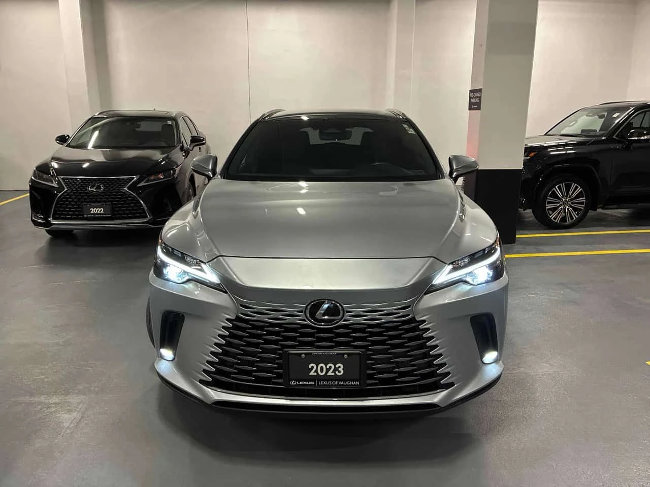 Lexus RX 350h ОБДУХВАНЕ * ПАНО * KEYLESS * CARFAX * АВТОКРЕДИТ, снимка 6 - Автомобили и джипове - 55015688