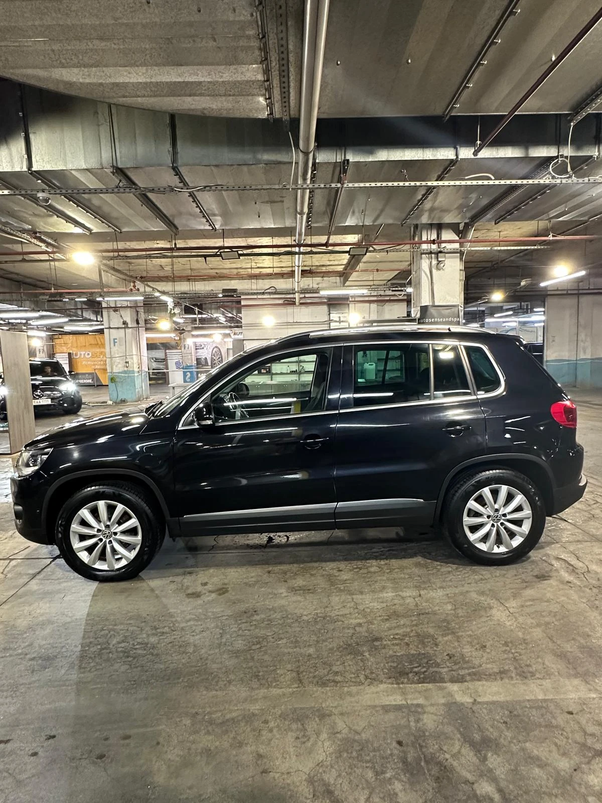 VW Tiguan 2. 0 TSI 211 к. с. , 4Motion, DSG. , снимка 3 - Автомобили и джипове - 55036184