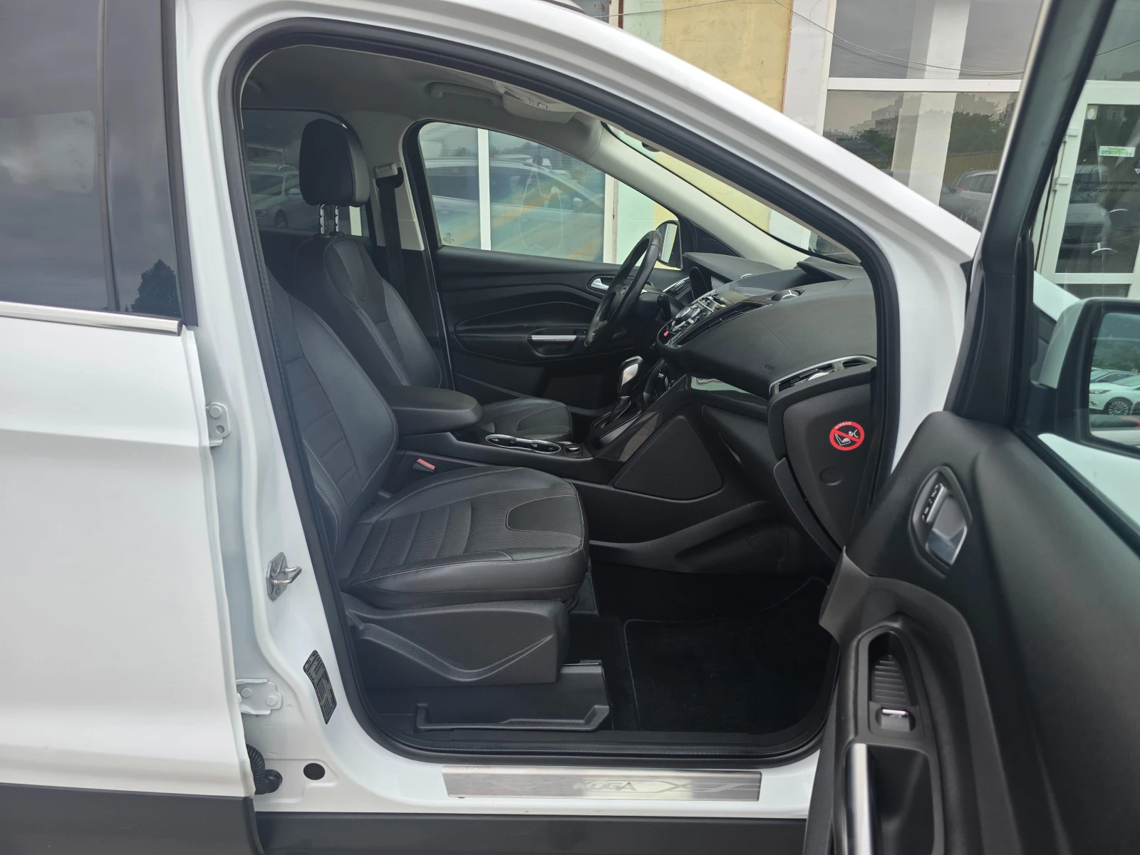 Ford Kuga 2.0TDCI NAVI ITALY , снимка 13 - Автомобили и джипове - 55240044