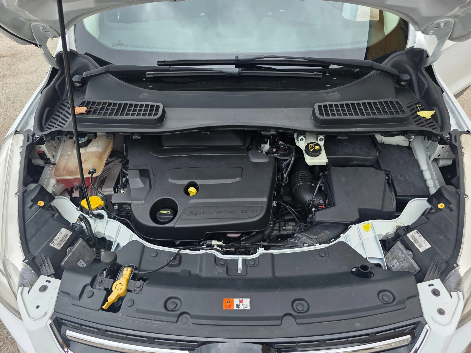 Ford Kuga 2.0TDCI NAVI ITALY , снимка 16 - Автомобили и джипове - 55240044