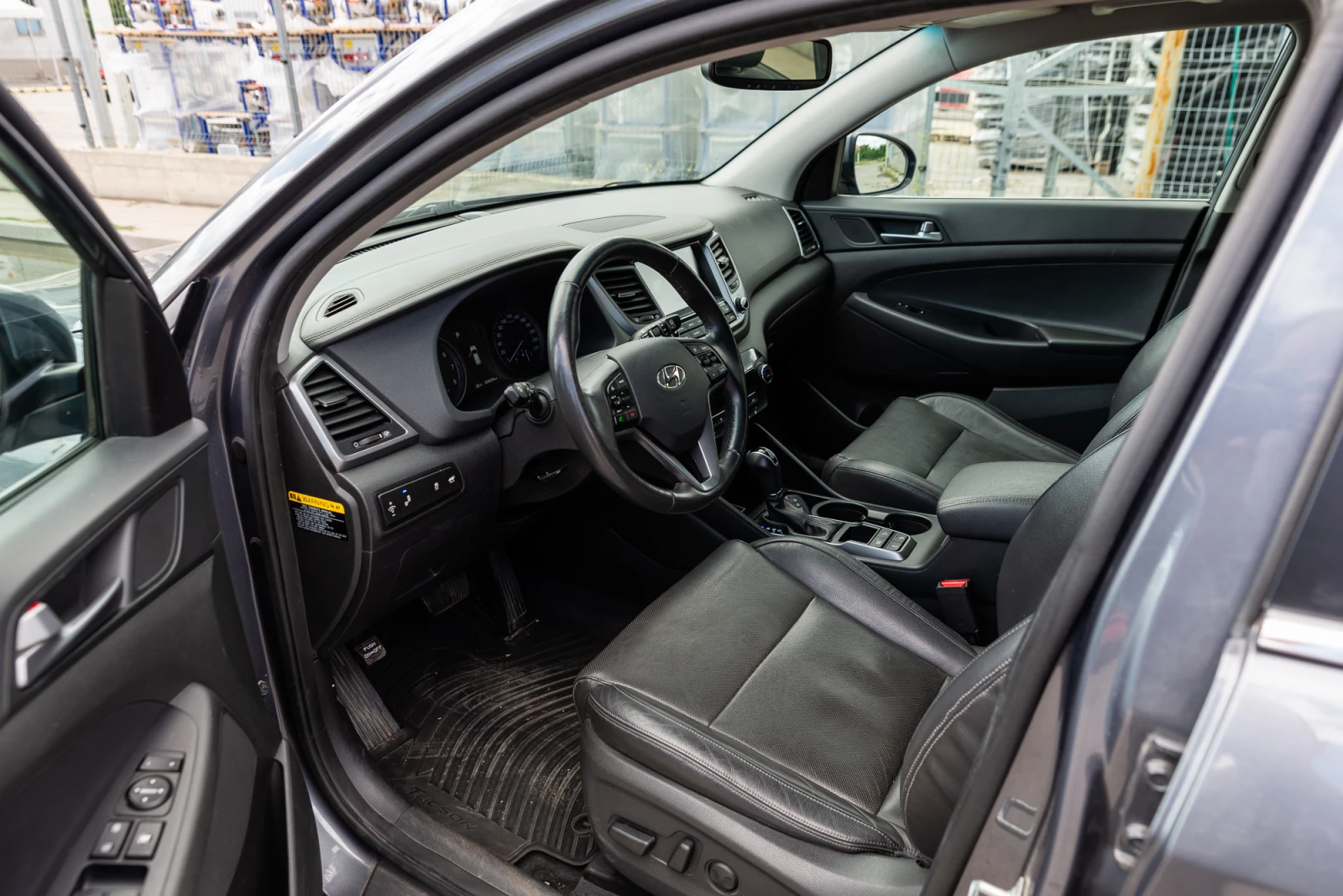 Hyundai Tucson 1.6T AWD Android Auto Apple Carplay, снимка 7 - Автомобили и джипове - 55419637
