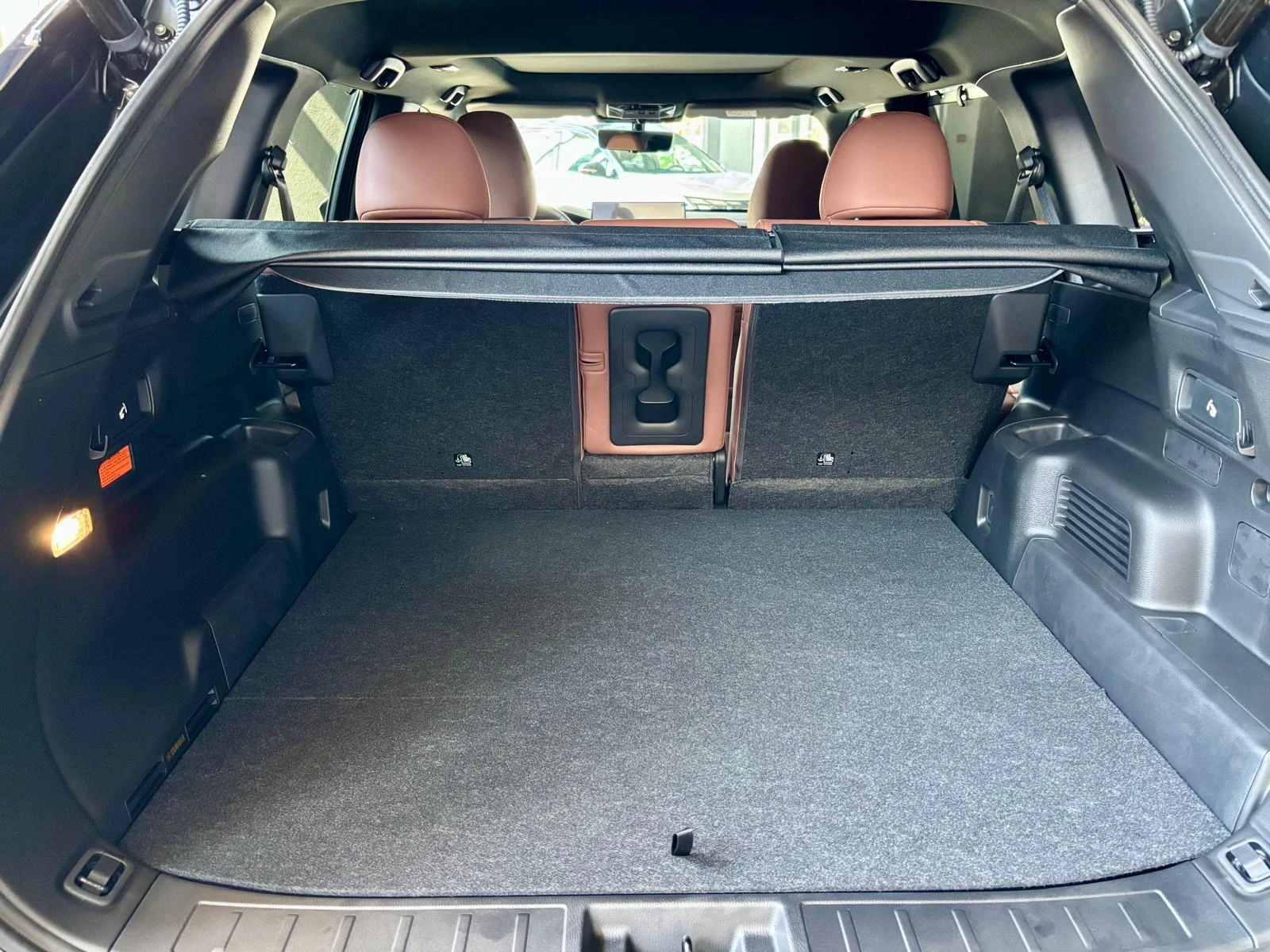 Mitsubishi Outlander INSTYLE+ PHEV, снимка 13 - Автомобили и джипове - 55583528