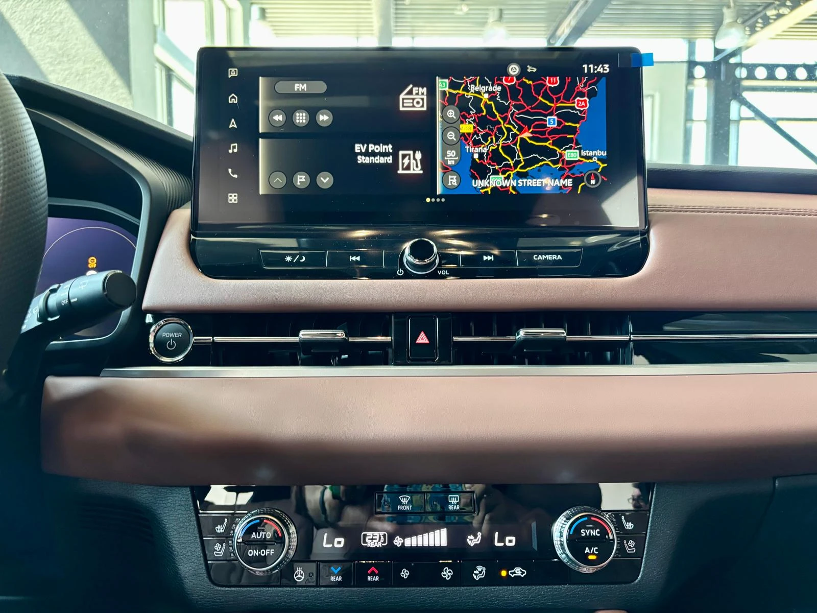 Mitsubishi Outlander INSTYLE+ PHEV, снимка 9 - Автомобили и джипове - 55583528