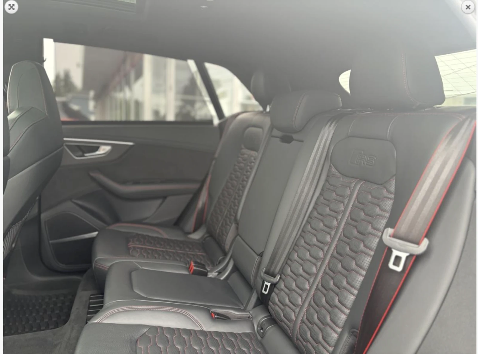 Audi RSQ8 BANG* OLUFSEN* ДИСТРОНИК* ОБДУХВАНЕ* 360КАМЕРА* , снимка 16 - Автомобили и джипове - 55979125