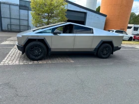 Tesla Cybertruck, снимка 2