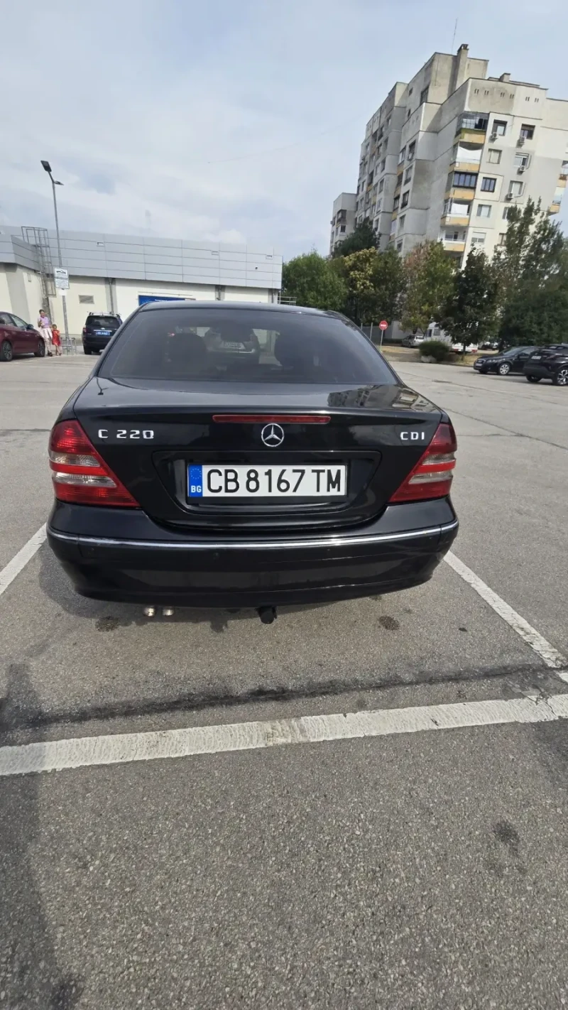 Mercedes-Benz C 220 CDI, снимка 4 - Автомобили и джипове - 47371808