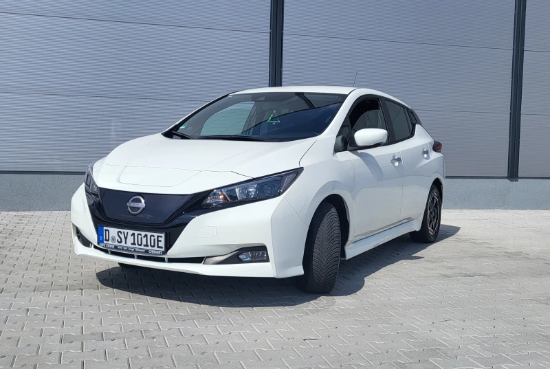 Nissan Leaf  40KW, снимка 1 - Автомобили и джипове - 47407457