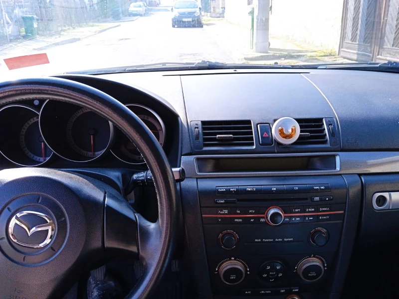 Mazda 3 1.6 HDI, снимка 6 - Автомобили и джипове - 49365048