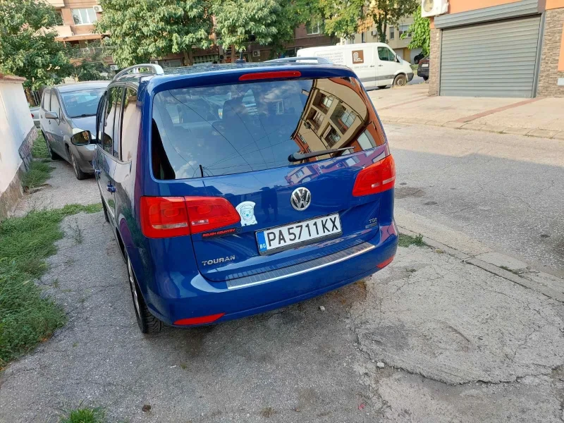 VW Touran, снимка 4 - Автомобили и джипове - 52646422