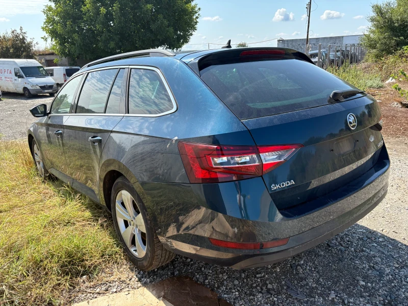 Skoda Superb 2.0 TDI, снимка 5 - Автомобили и джипове - 51452984