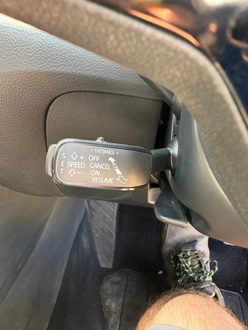 Skoda Superb 2.0 TDI, снимка 10 - Автомобили и джипове - 51452984