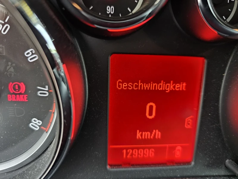 Opel Astra 1.4i 140k.s  A14NET, снимка 8 - Автомобили и джипове - 51549983