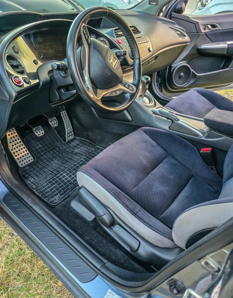 Honda Civic 2.2 i-CDTi, снимка 7 - Автомобили и джипове - 51735761