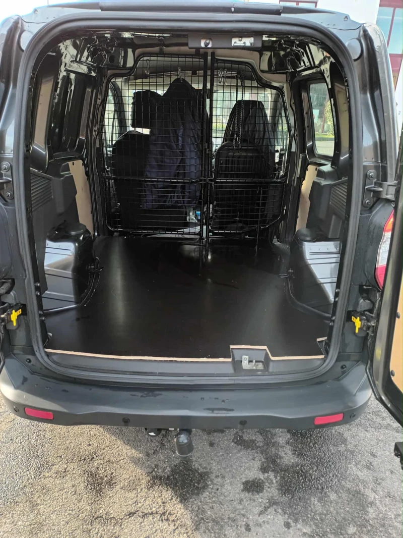 Ford Courier 1.0 ecoBoost, снимка 5 - Автомобили и джипове - 52073538