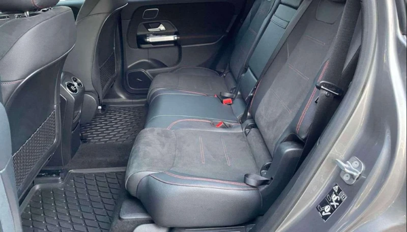 Mercedes-Benz EQB 300 4Matic AMG Line, снимка 9 - Автомобили и джипове - 52197054