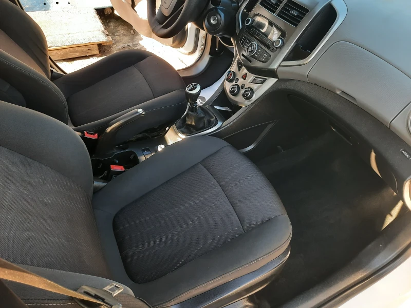 Chevrolet Aveo 2012та ЕURO 5 НОВА!, снимка 8 - Автомобили и джипове - 52525288