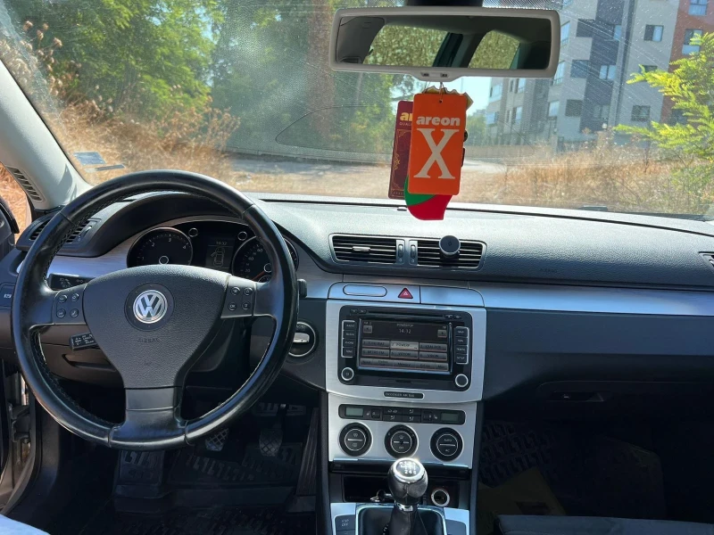 VW Passat, снимка 8 - Автомобили и джипове - 52525234