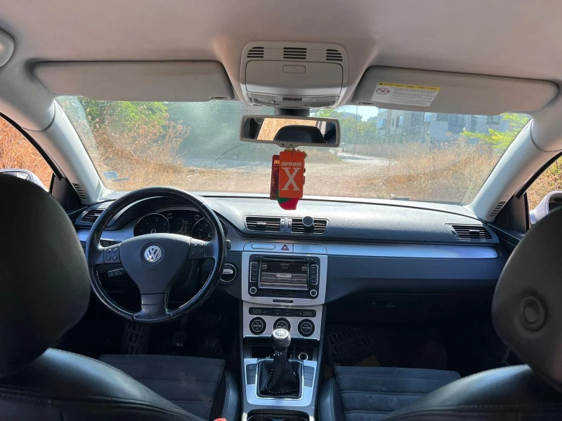 VW Passat, снимка 13 - Автомобили и джипове - 52525234