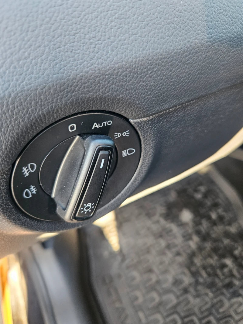 Skoda Octavia 1.5CNG DSG , снимка 10 - Автомобили и джипове - 52957594