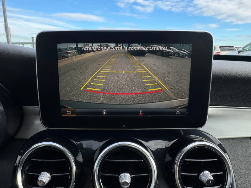 Mercedes-Benz C 220 220d AMG premium, снимка 15 - Автомобили и джипове - 53031800