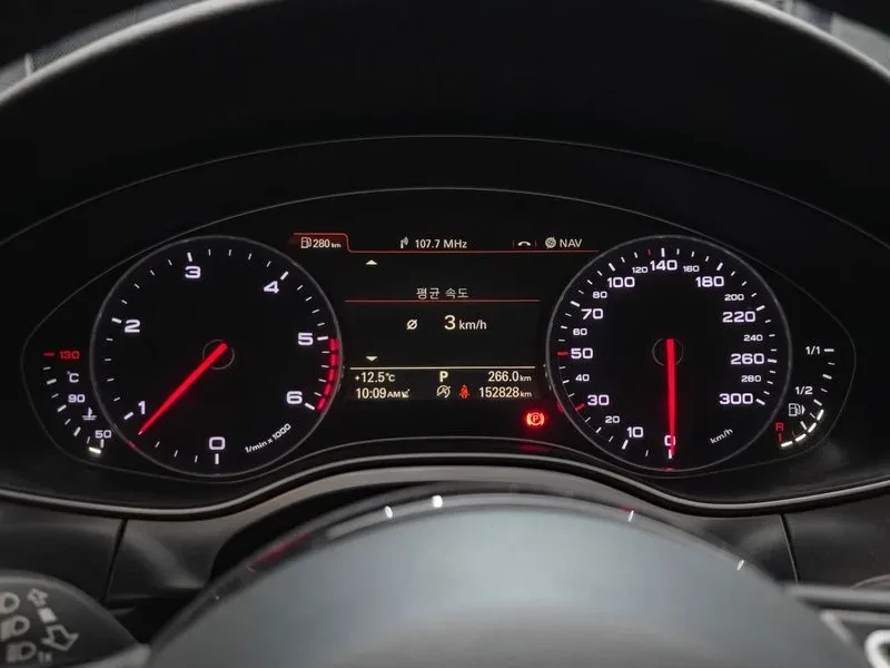 Audi A7 3.0 TDI Quattro - САМО 30% АВАНС, снимка 15 - Автомобили и джипове - 56158808