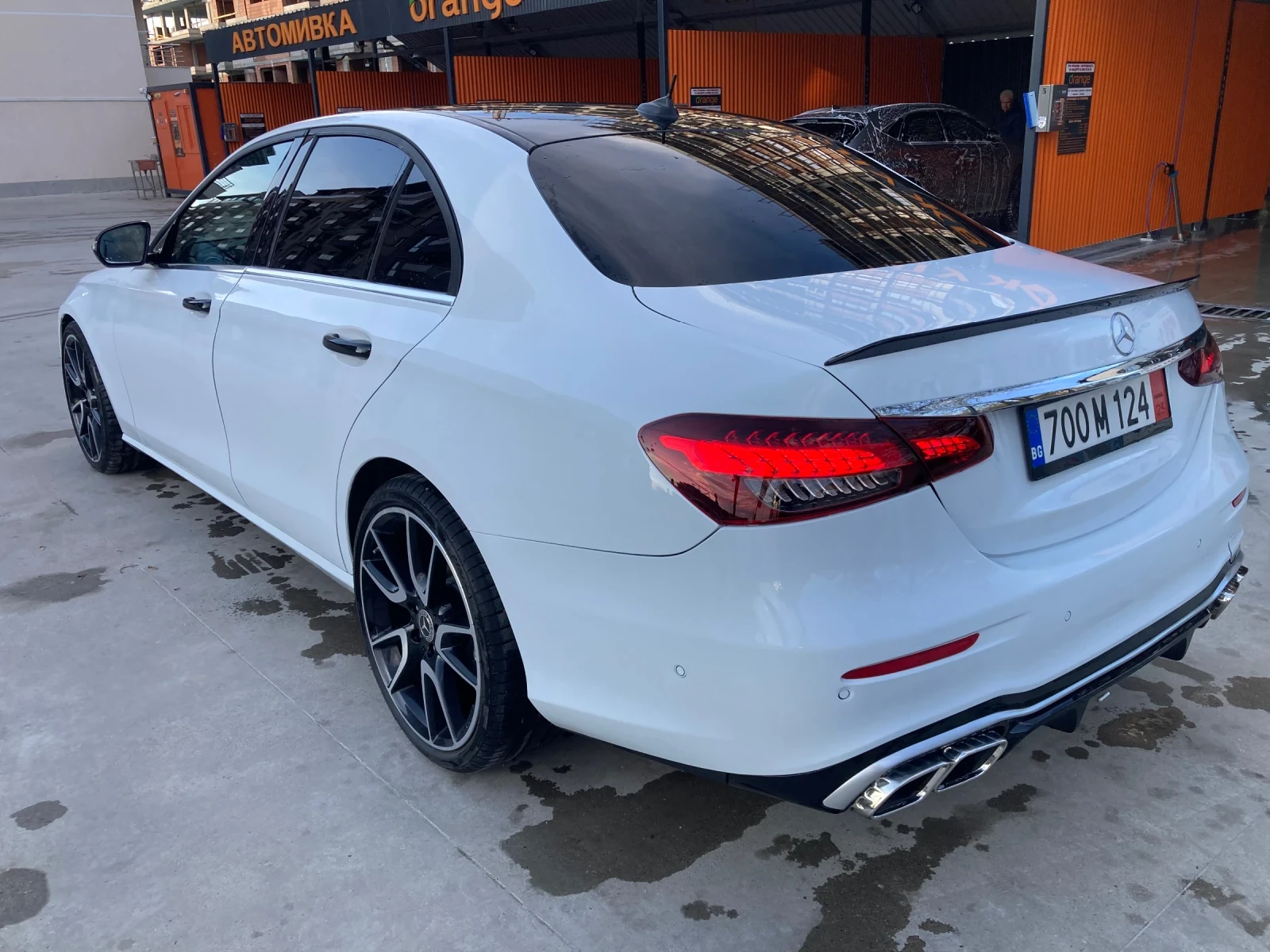 Mercedes-Benz E 200  - изображение 3