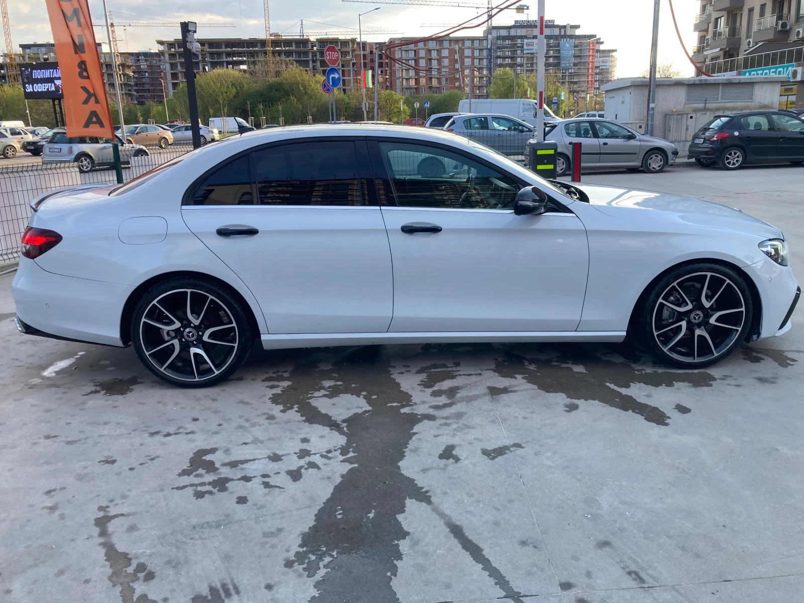 Mercedes-Benz E 200  - изображение 7