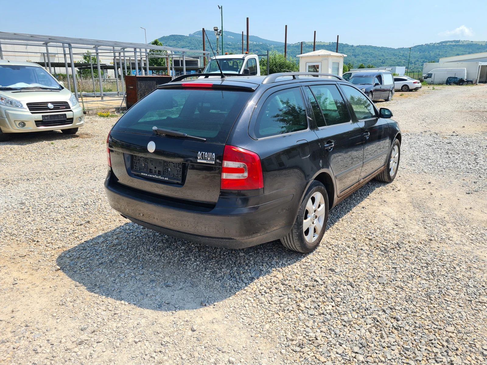 Skoda Octavia 1.6 FSI 16V .270000km  - изображение 5