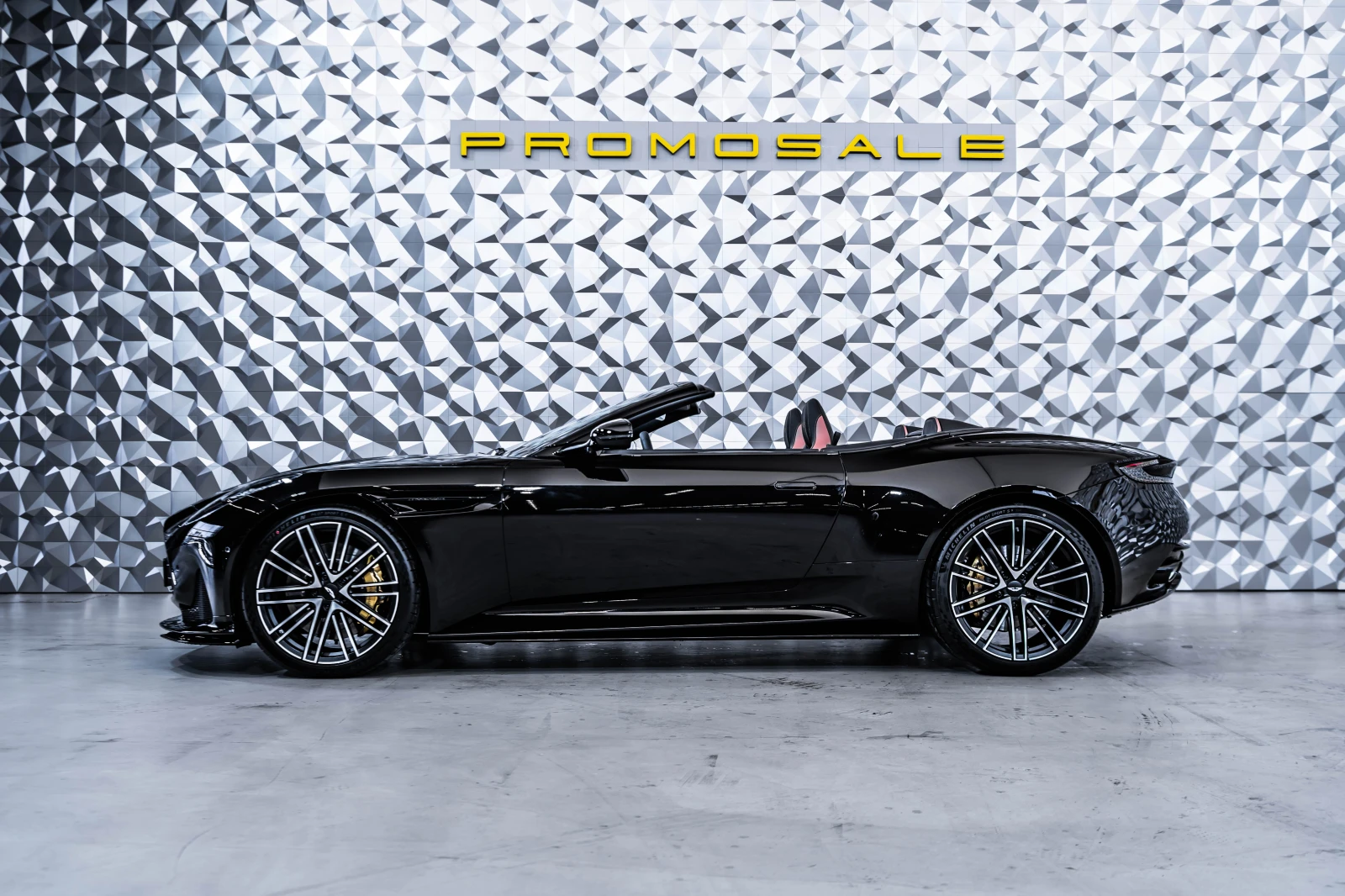 Aston Martin Други DB12 Volante* Bowers&Wilkins* 360 - изображение 3