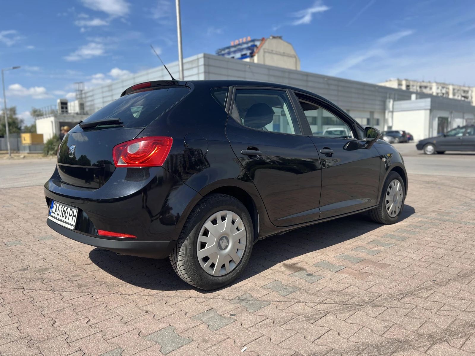 Seat Ibiza IV 1.2 (70 кс) - изображение 6