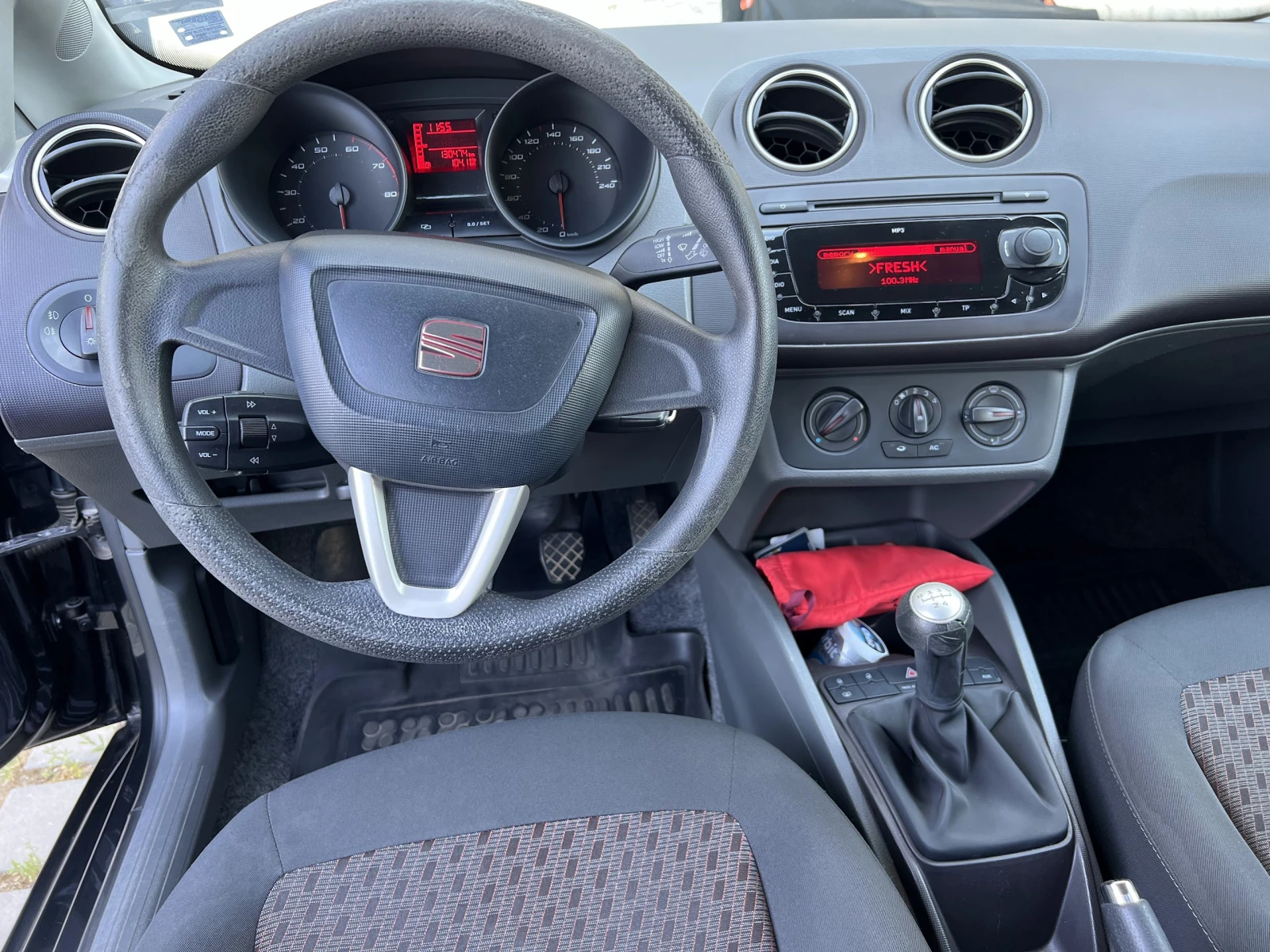 Seat Ibiza IV 1.2 (70 кс) - изображение 10