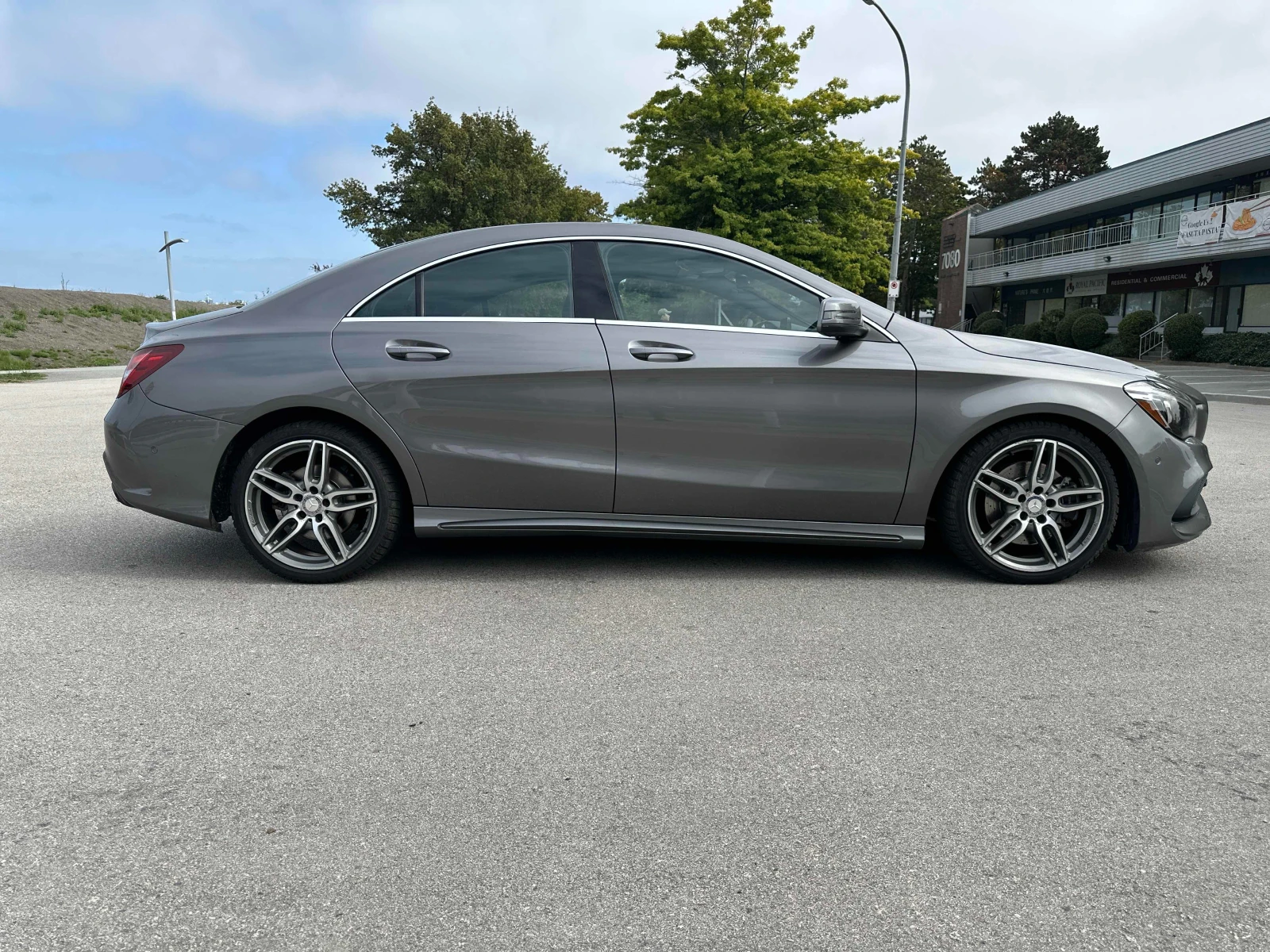Mercedes-Benz CLA 250 AWD * CARFAX * АвтоКредит * Цена до България*  - изображение 4