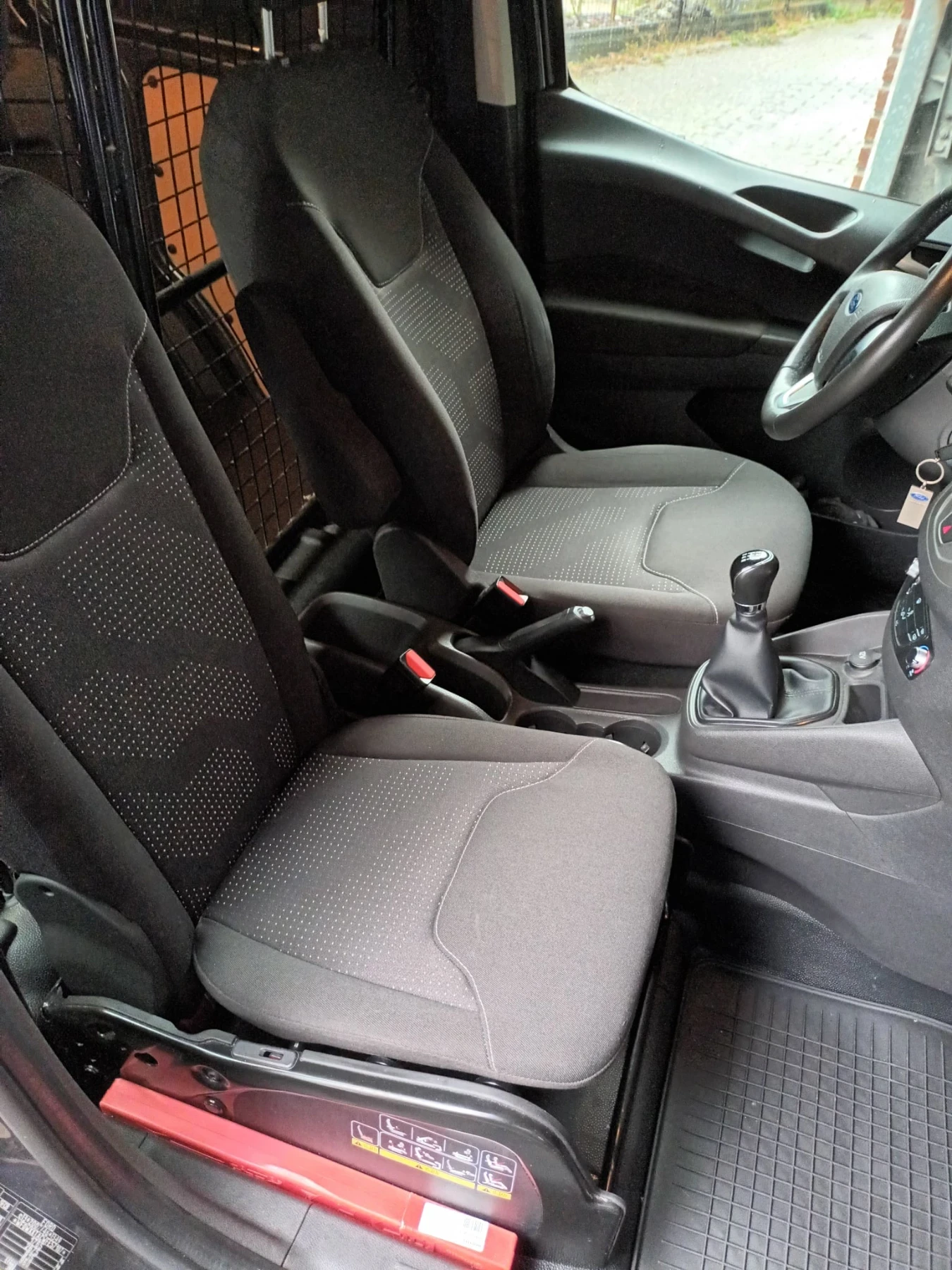 Ford Courier 1.0 ecoBoost - изображение 6