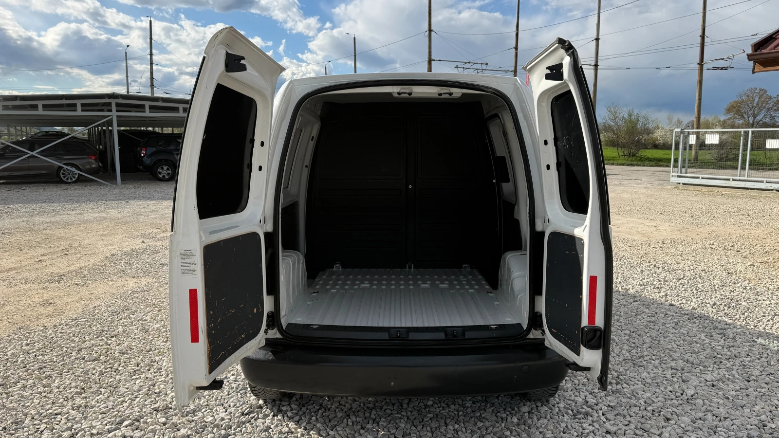 VW Caddy 1.6TDI/102кс/EURO 5/КАМЕРА/НОВ ВНОС ОТ ИТАЛИЯ/, снимка 9 - Автомобили и джипове - 54149697