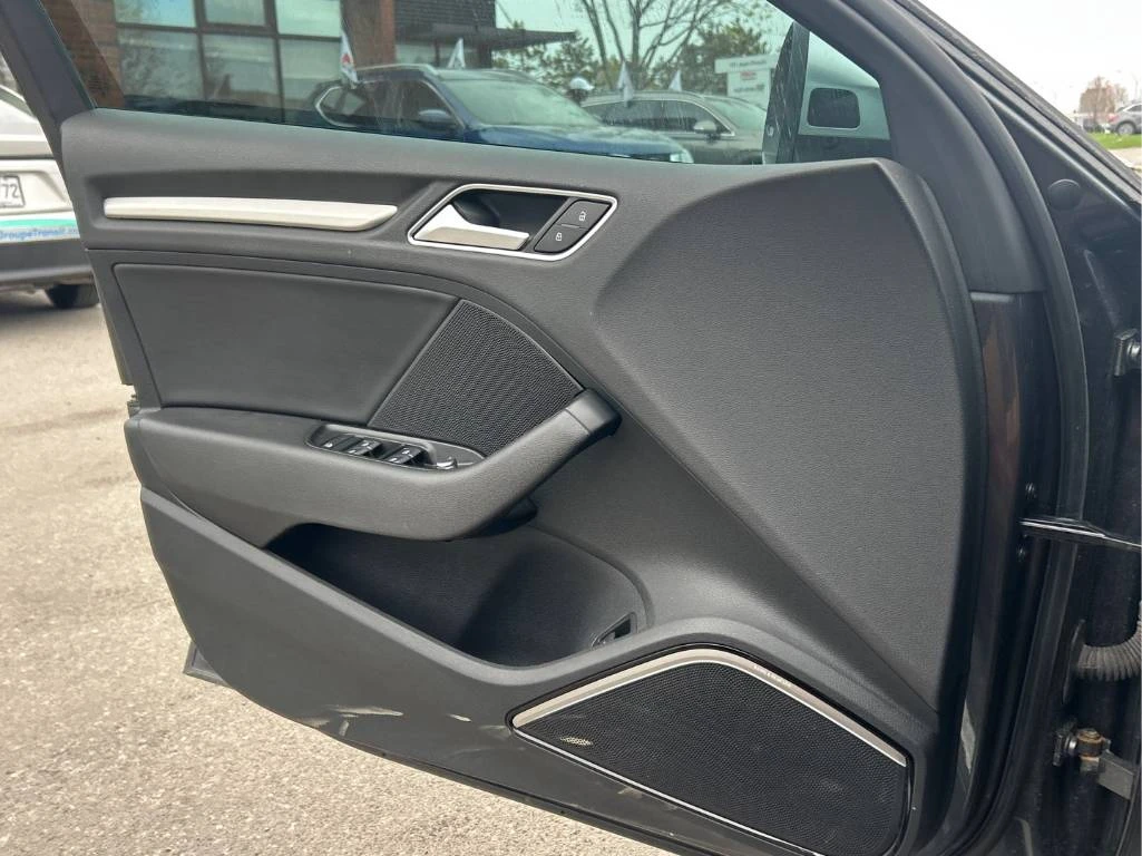 Audi S3 | DISTRONIC | B&O | ЧЕРВЕН САЛОН | CARFAX , снимка 13 - Автомобили и джипове - 54490714