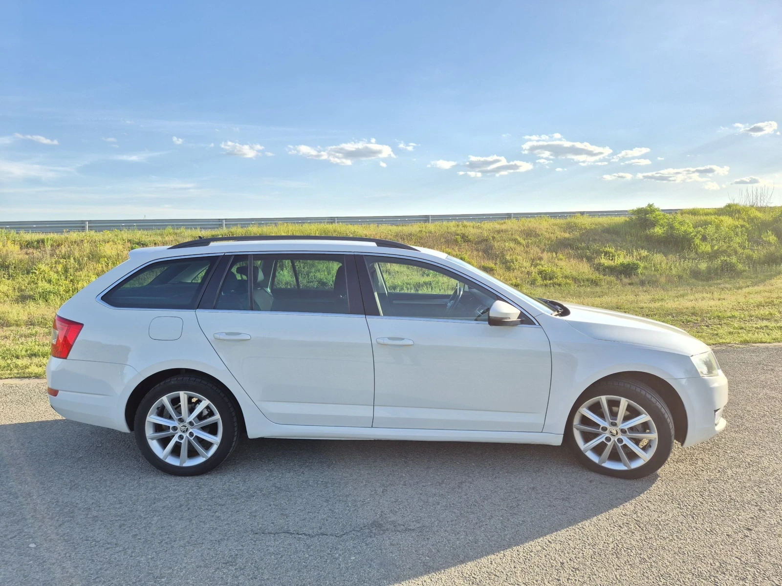 Skoda Octavia 1.6TDI/DSG/EVRO6, снимка 3 - Автомобили и джипове - 54577148