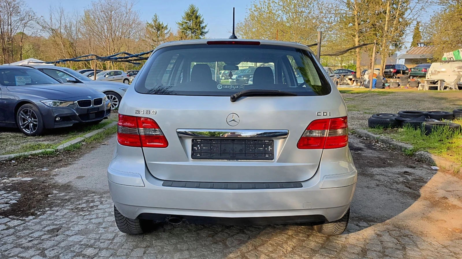 Mercedes-Benz B 180 CDi 109k.c., снимка 4 - Автомобили и джипове - 54688704