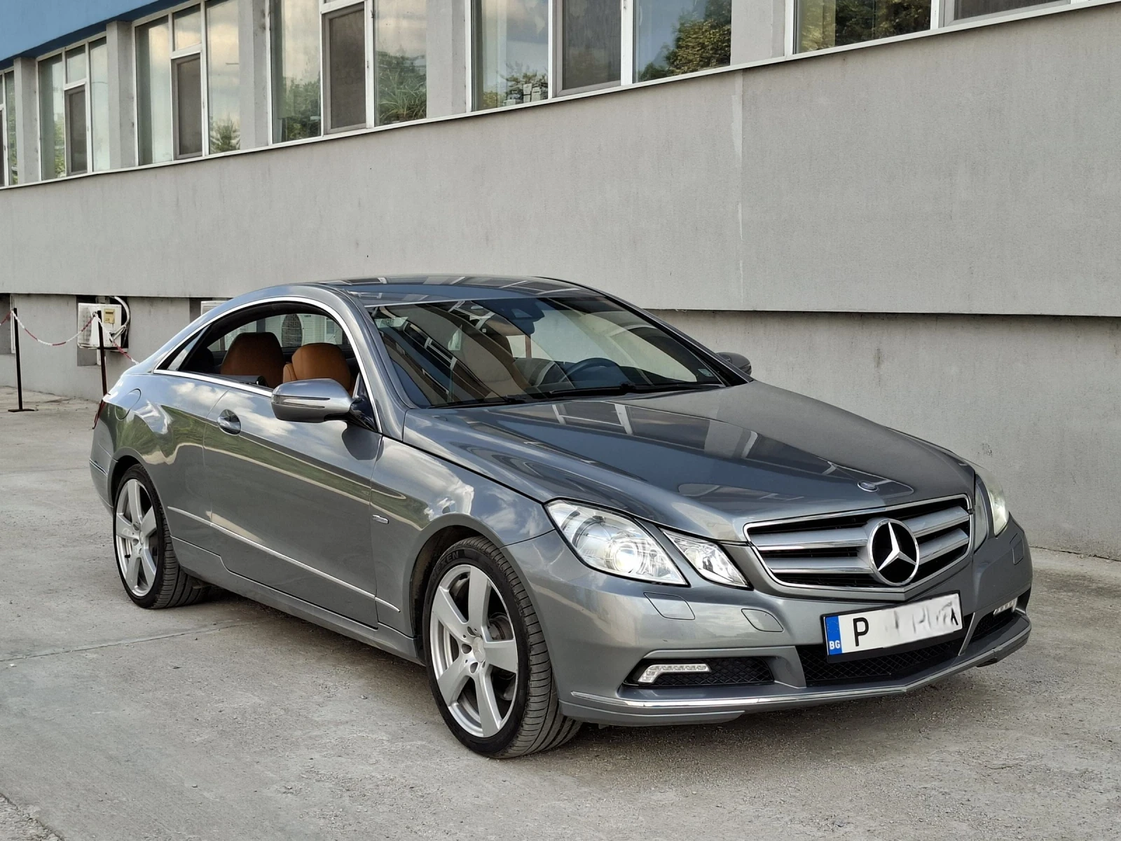 Mercedes-Benz E 350 БАРТЕР?, снимка 2 - Автомобили и джипове - 54863209