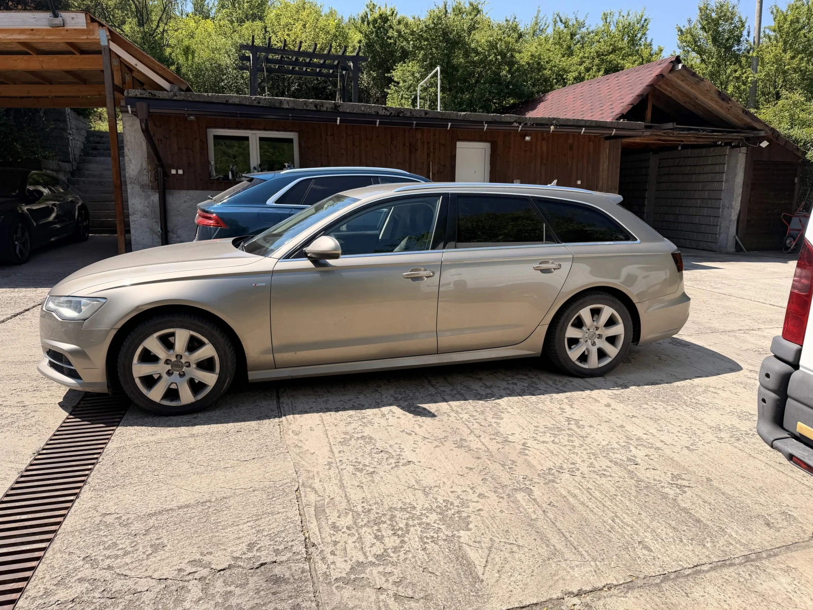 Audi A6, снимка 2 - Автомобили и джипове - 54986361